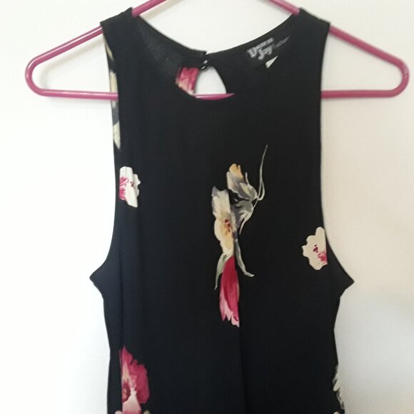 Ladies Dawn Joy,Size Small Black w/Pinks/Yellows Flowers/One button neck closure - Picture 2 of 6